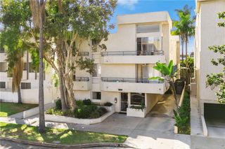 1749 S Bentley Ave, Los Angeles, CA 90025