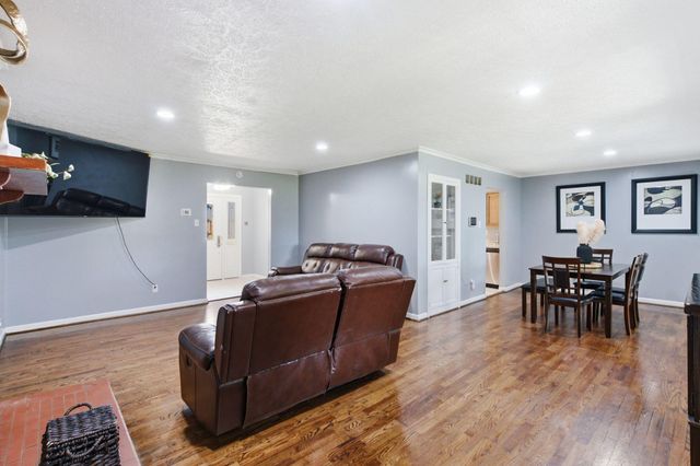 206 Hiawatha Trail, Georgetown, KY 40324