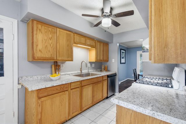 206 Hiawatha Trail, Georgetown, KY 40324