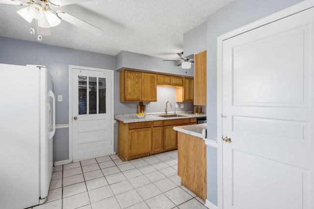 206 Hiawatha Trail, Georgetown, KY 40324