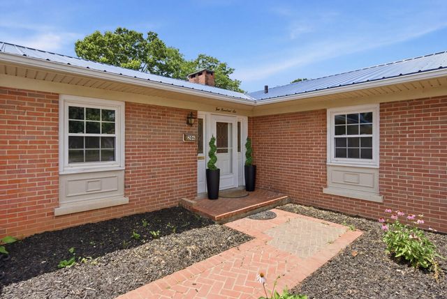 206 Hiawatha Trail, Georgetown, KY 40324