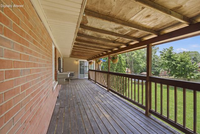 206 Hiawatha Trail, Georgetown, KY 40324