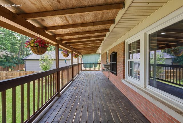 206 Hiawatha Trail, Georgetown, KY 40324