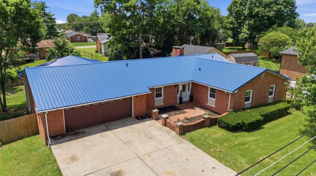 206 Hiawatha Trail, Georgetown, KY 40324