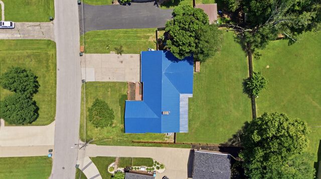 206 Hiawatha Trail, Georgetown, KY 40324