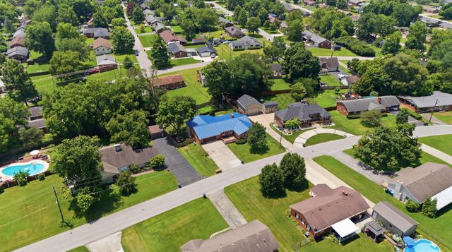 206 Hiawatha Trail, Georgetown, KY 40324