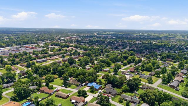 206 Hiawatha Trail, Georgetown, KY 40324