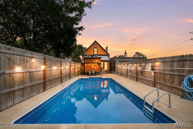 4058 Phillips Avenue, St Louis, MO 63116