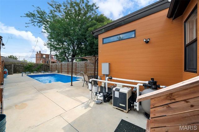4058 Phillips Avenue, St Louis, MO 63116