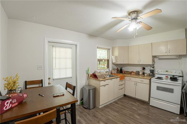 118 W Davis Street, Harlingen, TX 78550