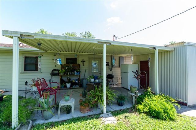 118 W Davis Street, Harlingen, TX 78550