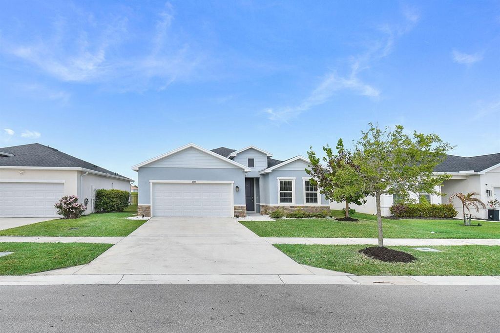 10663 SW Vasari Way, Port St. Lucie, FL 34987