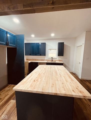 905 W 3rd Street, Anderson, IN 46016