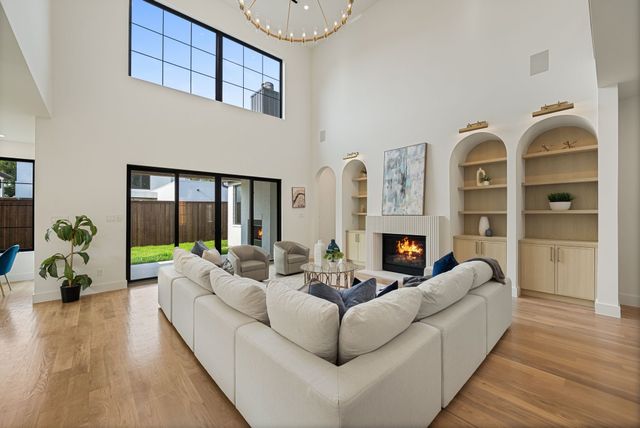 3723 Manana Drive, Dallas, TX 75220