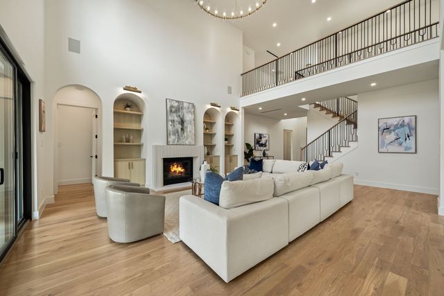 3723 Manana Drive, Dallas, TX 75220