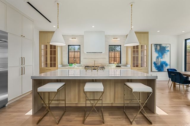 3723 Manana Drive, Dallas, TX 75220