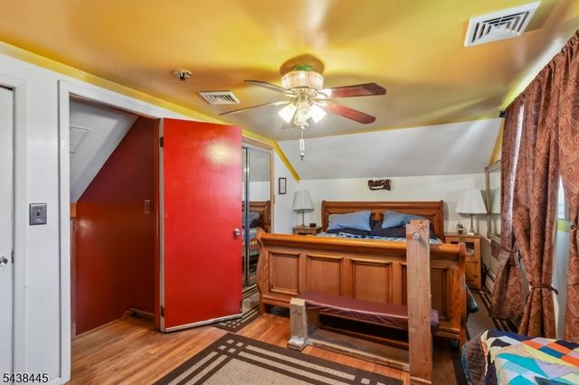844 Lakeshore Dr, Aberdeen Twp., NJ 07735