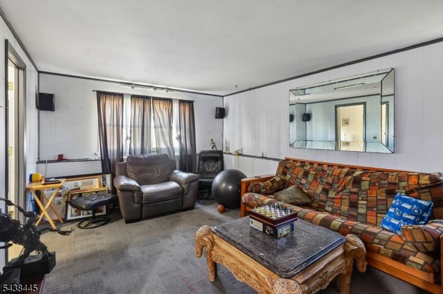 844 Lakeshore Dr, Aberdeen Twp., NJ 07735