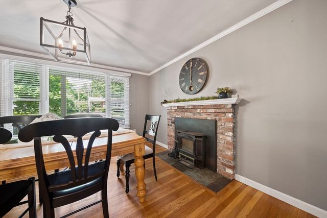 116 S High St, Foxboro, MA 02035