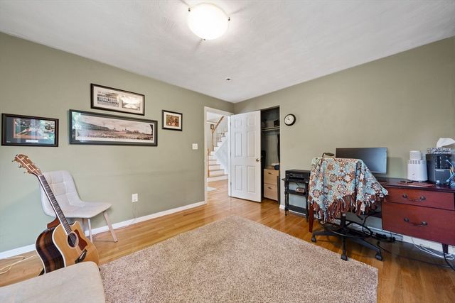116 S High St, Foxboro, MA 02035
