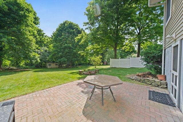 116 S High St, Foxboro, MA 02035