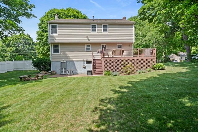 116 S High St, Foxboro, MA 02035