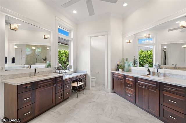615 Binnacle DR, Naples, FL 34103