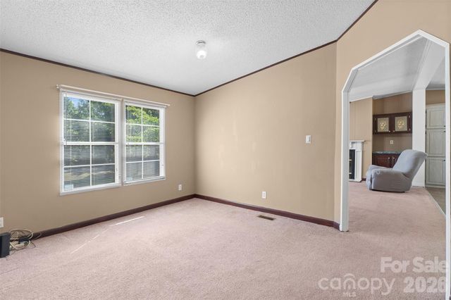 199 Sable Lane, Thomasville, NC 27360
