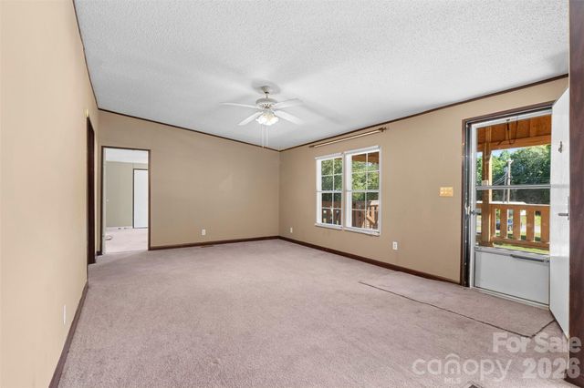 199 Sable Lane, Thomasville, NC 27360