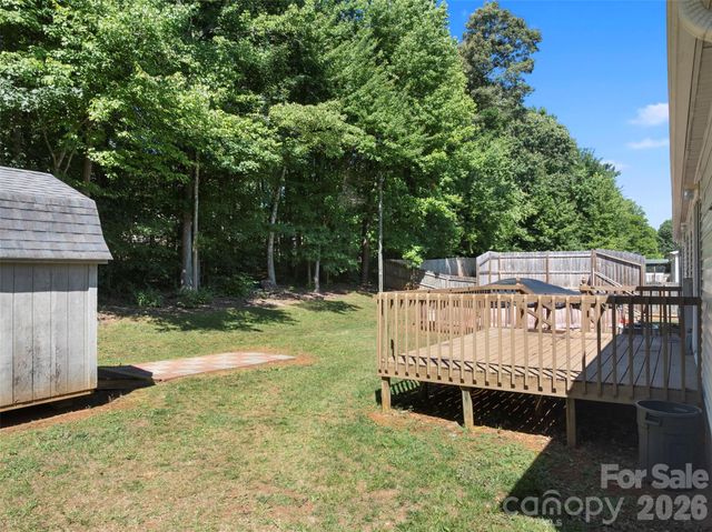 199 Sable Lane, Thomasville, NC 27360