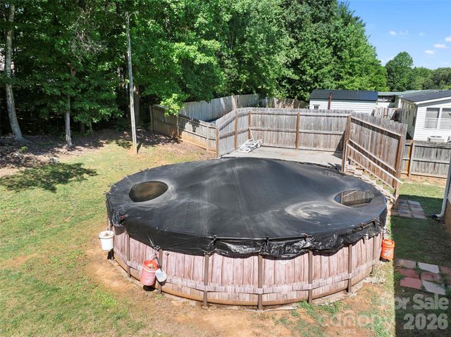 199 Sable Lane, Thomasville, NC 27360