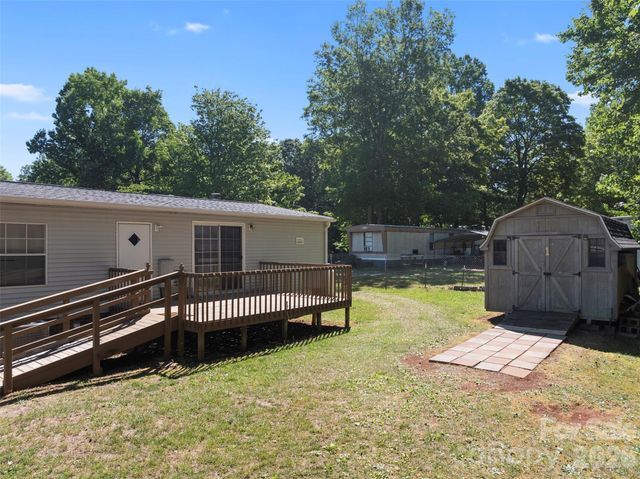 199 Sable Lane, Thomasville, NC 27360