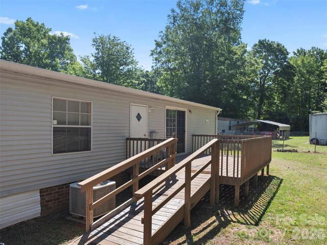 199 Sable Lane, Thomasville, NC 27360