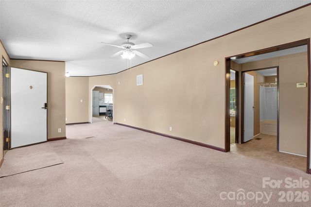 199 Sable Lane, Thomasville, NC 27360