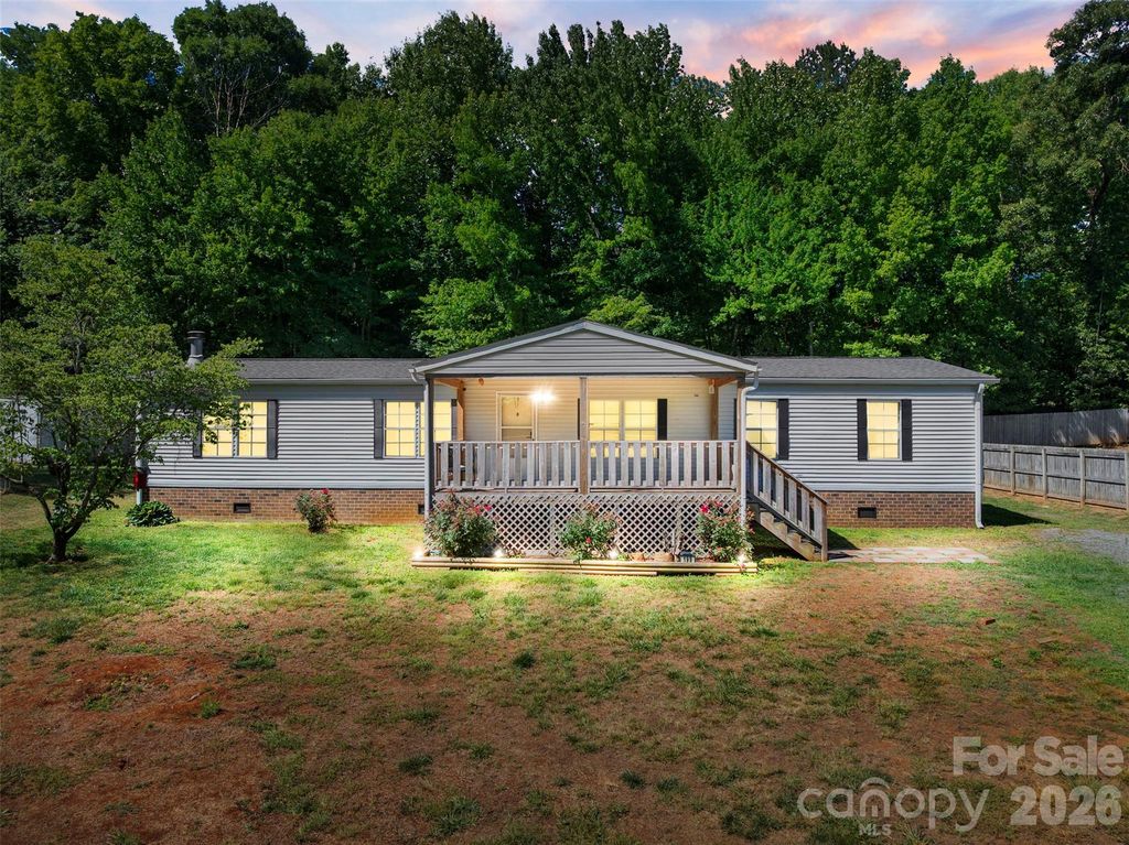 199 Sable Lane, Thomasville, NC 27360