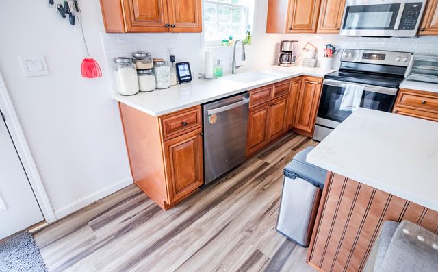 1010 Rainbow Way, Lawrenceburg, KY 40342