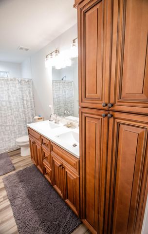 1010 Rainbow Way, Lawrenceburg, KY 40342