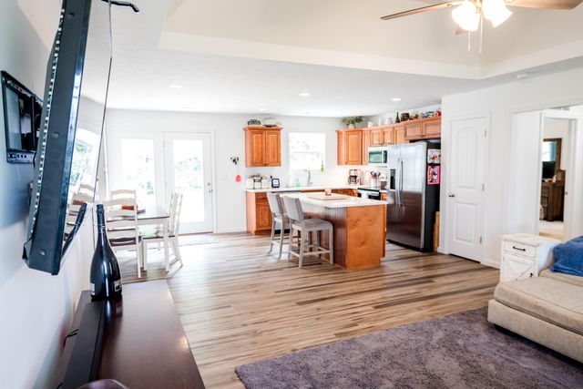 1010 Rainbow Way, Lawrenceburg, KY 40342
