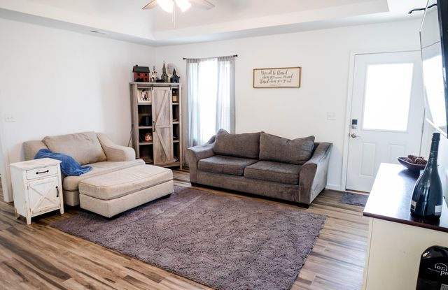 1010 Rainbow Way, Lawrenceburg, KY 40342