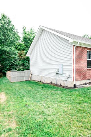 1010 Rainbow Way, Lawrenceburg, KY 40342