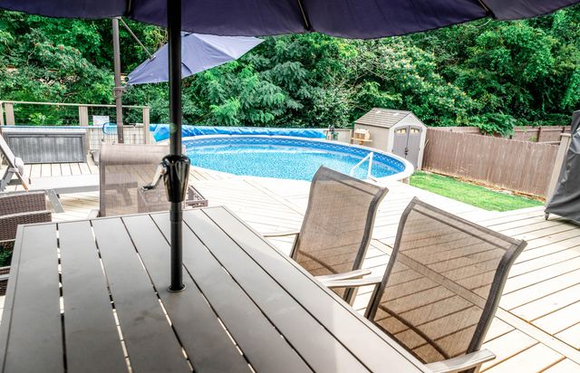 1010 Rainbow Way, Lawrenceburg, KY 40342