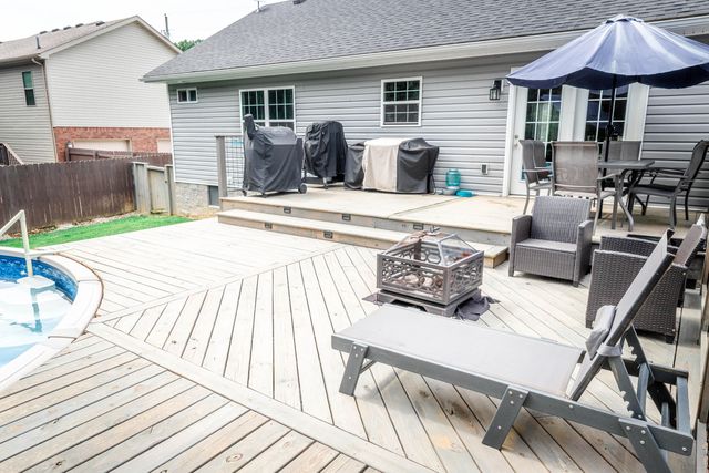 1010 Rainbow Way, Lawrenceburg, KY 40342
