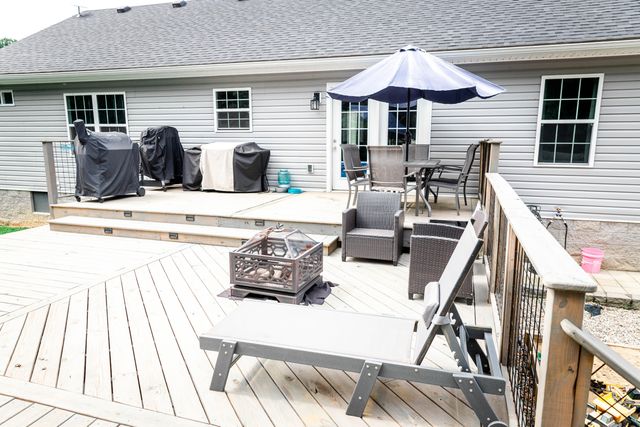 1010 Rainbow Way, Lawrenceburg, KY 40342
