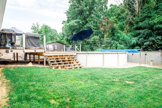 1010 Rainbow Way, Lawrenceburg, KY 40342