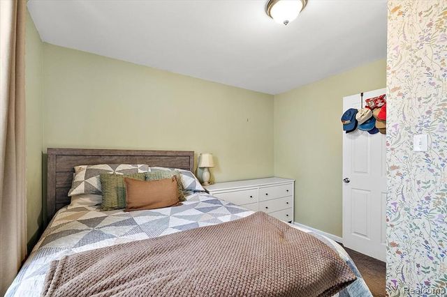 2140 Garfield Street, Ferndale, MI 48220