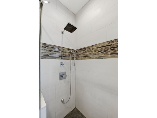 1400 HOLLOWAY MEWS, Coos Bay, OR 97420