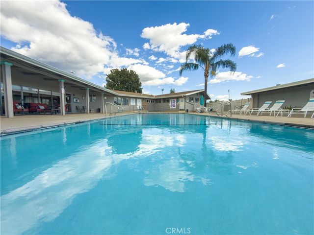 840 E Foothill Boulevard 203, Azusa, CA 91702