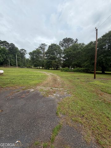 598 Corinth Road, Hogansville, GA 30230
