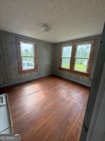 598 Corinth Road, Hogansville, GA 30230