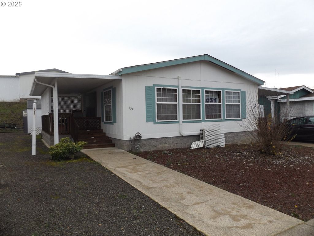 130 RIVER RIDGE Ave, Roseburg, OR 97471